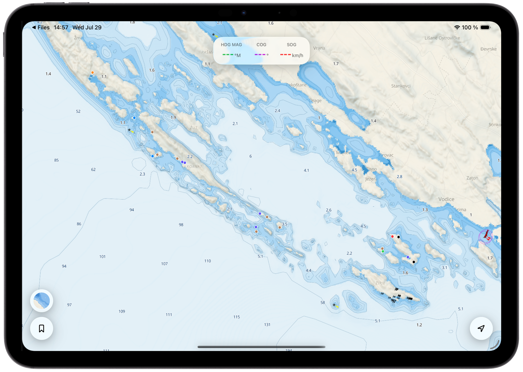 Eine vorbereitete Route entlang der kroatischen Küste in Rivers & Seas auf einem iPad.